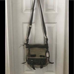 SHERPANI WILLOW CROSSBODY BAG